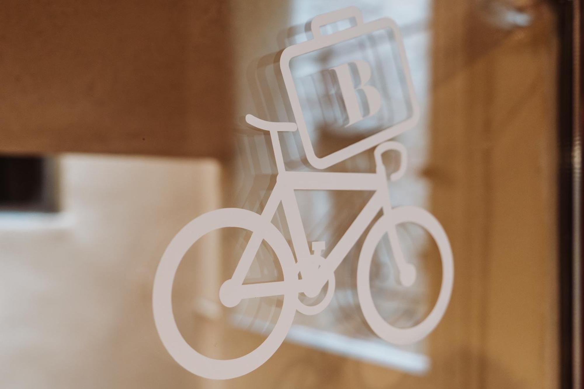 Birbo Bike Hospitality Bed & Breakfast เซียนา ภายนอก รูปภาพ